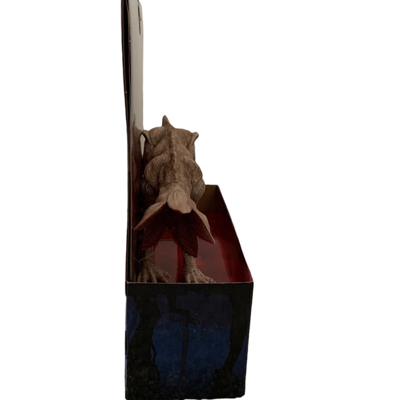 Stranger Things Demodog Figure - Picture 6 of 7